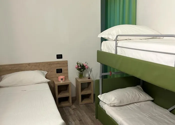 アパートホテル Harmony